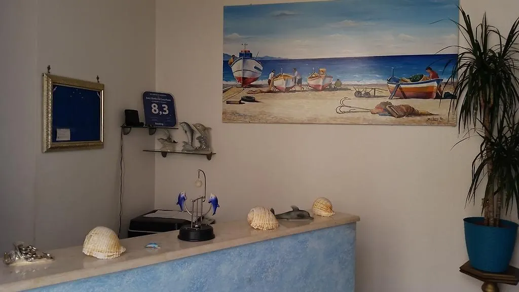 Beb I Delfini Di Casa Paola Bed & Breakfast Mascali